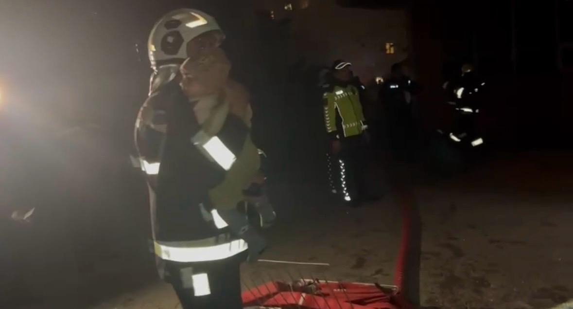 Yasamaldakı yanğında üç nəfər ölüb, 20 nəfər zəhərlənib - YENİLƏNİB (FOTOLAR/VİDEO)